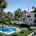 2204-Luxury Apt On The Beach,New,On Duquesa Port!