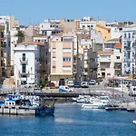Hauzify I Apartament Sant Roc
