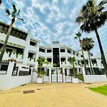 Sea Breeze Retreat - Golf Getaway