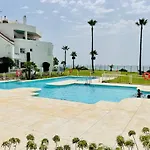 Sea Breeze Retreat - Golf Getaway