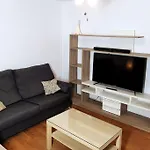 2F, Aire Acondic, 80M2, 2 Dormitorios, 4 Huespedes, Wifi Gratis