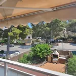 Julia Apartment Cap Salou - 3 Bedrooms Apartment With Pool