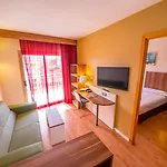 Golden Avenida Family Suites 4*