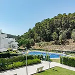 Rib2A- Relaxed & Modern Flat In Benahavis