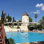 Entire Bungalow Style Villa In La Manga Club