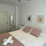 Moderno Apartamento Con Plaza De Garaje En Pleno Centro De Almeria