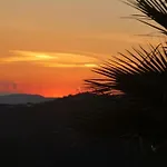 Toro Vista Casita - 1-2 Bedrooms