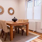 Apartamento En Casa Centenaria, Parque M.ªcristina
