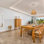 Vivi Homes - Boho Sunrise Alminar Pool, Garden & Terrace