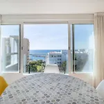 Ar1 Bright Apartment With Beautiful Sea Views