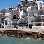 Apartamento De Playa Roc Sant Gaieta