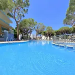 Rentalmar Blue Beach & Pool