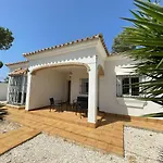 Villa Piratas
