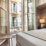 Eclectic & Elegant Apartment By Rems