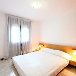 Holiday Home Dirk By Interhome