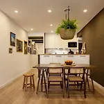 Taman - Three Bedroom Apartment In Casanova Street