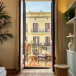 Milos - Two Bedroom Apartment In Mallorca St