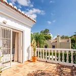 Villa Moongate