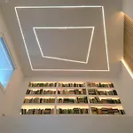 Biblioteca De Lujo En El Centro Historico De Malaga