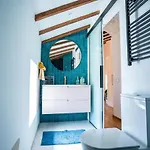 Valencia 2 Bed Luxury Guest House
