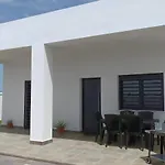 Casa Con Piscina Portatil Y Fibra Optica