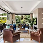 Villa V - Chic 6-Bedroom Villa In Los Olivos, Marbella