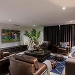 Villa V - Chic 6-Bedroom Villa In Los Olivos, Marbella