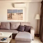 Amazing Sea Views, 1 Bed Pueblo Evita