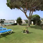 Chalet Con Piscina Privada Y Barbacoa Solo Familias
