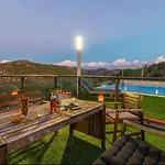 Casa/Villa Privada Con Piscina