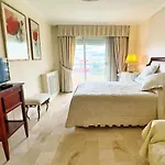 Pm 1-7A. Spacious Two Bedroom Apartment In Marbella Centre.