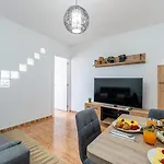 797 Holiday Rentals - Hermoso Apartamento Reformado En Los V