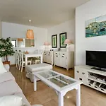 Beach Get-Away The Sunny La Duquesa Apartment