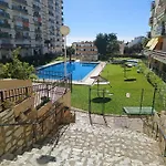 Parque De La Paloma A Metros Del Mar