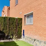 Casa Familiar Con Piscina En Zona Tranquila De Miami Playa - Es-9-153