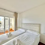 Cibeles Beachfront - Eaw Homes