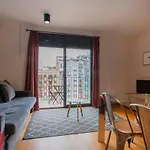 Modern And Bright Apartment In Eixample 5-1