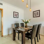 Casares Del Sol Apartment