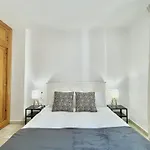 Lafrenchtouch - Centrico Con Piscina Junto Al Tren