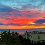 Apartamento Con Vistas Al Mar A Pocos Metros De La Playa