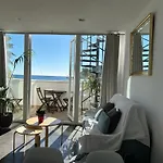Vistas Al Mar 22A