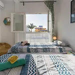 Sea View Apartment W/ 2 Rooms, Beach: 1 Minute