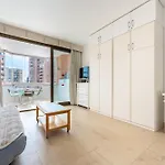 Sunny Studio Apartment, Marina View