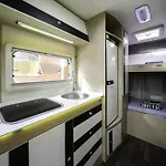 Autocaravana Cerca De Barcelona