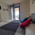 Piso De Lujo - Descansar Y Trabajar En Golf Panoramica Para 4 Pers - Internet Fibra Gratis