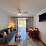 Garden View Modern Studio