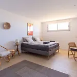Lovely Villa With Uninterrupted Sea View