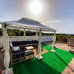 Villa Caliquena, Casa De Campo