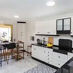 Apartment Creu De La Missio By Interhome