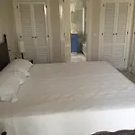 Atico En Apartahotel, Marbella
